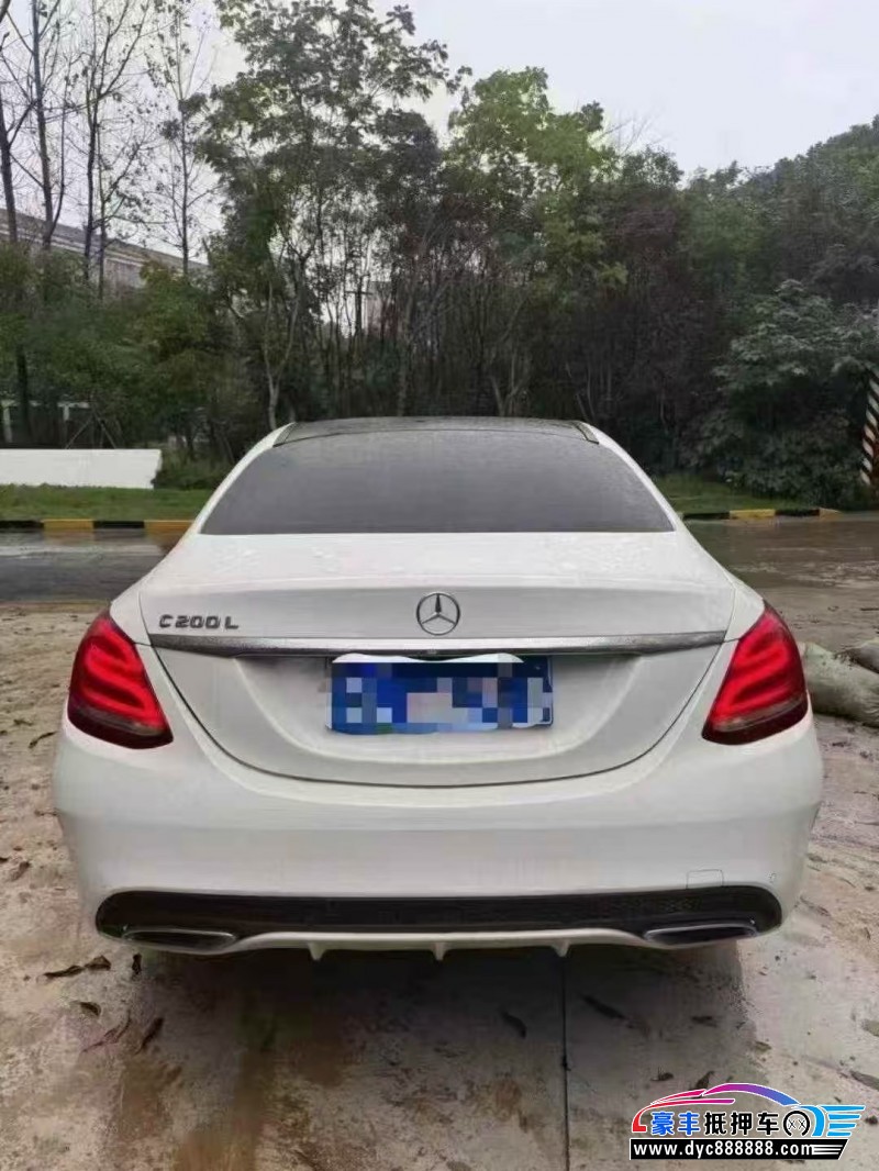 17年奔驰C轿车抵押车出售