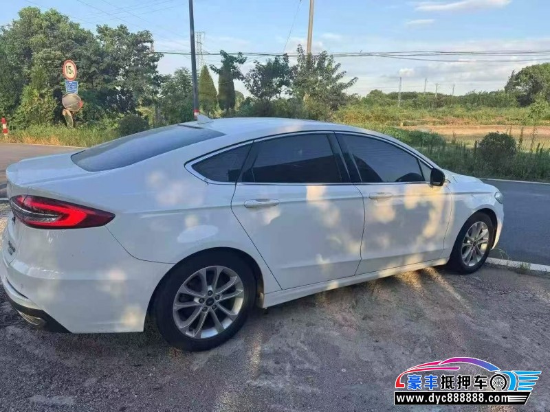 20年福特蒙迪欧轿车抵押车出售