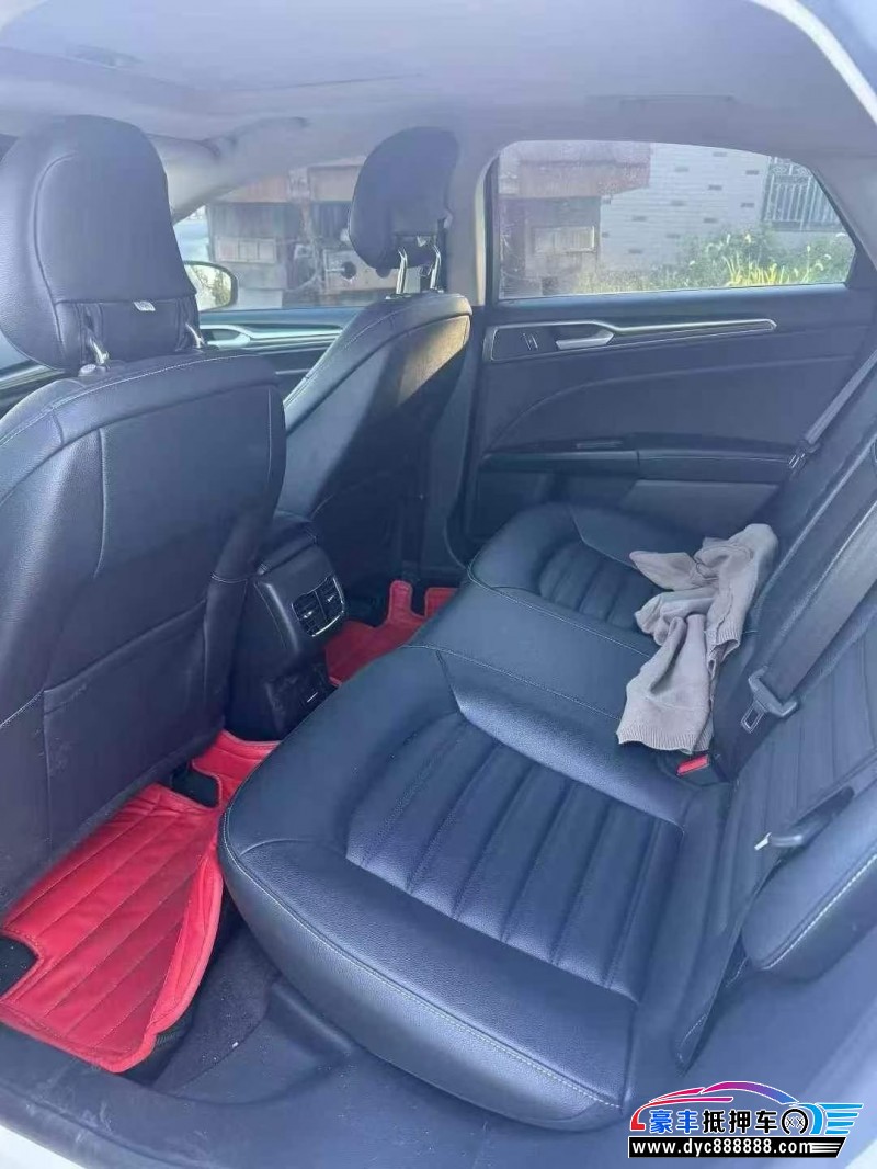 20年福特蒙迪欧轿车抵押车出售