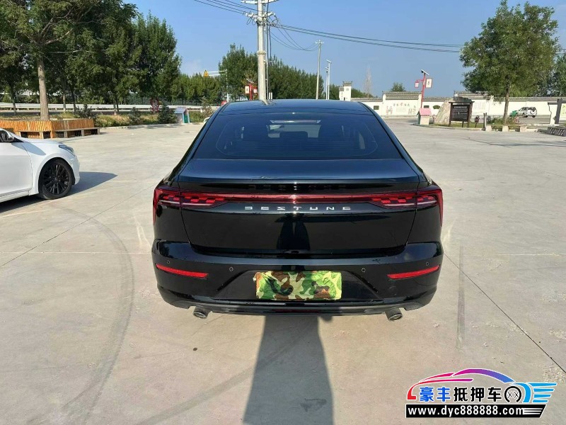 23年奔腾B70轿车抵押车出售