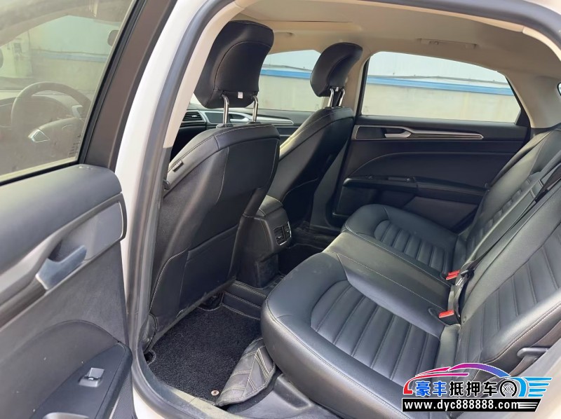 20年福特蒙迪欧轿车抵押车出售