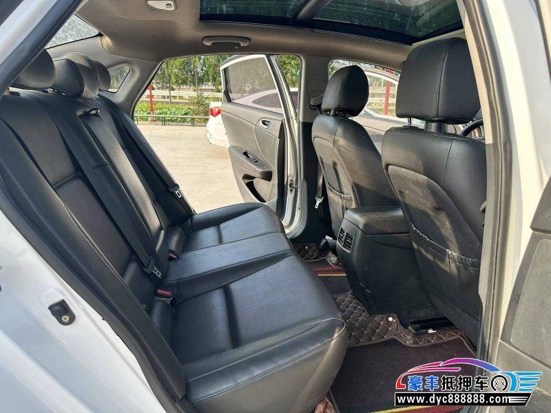 15年现代名图轿车抵押车出售