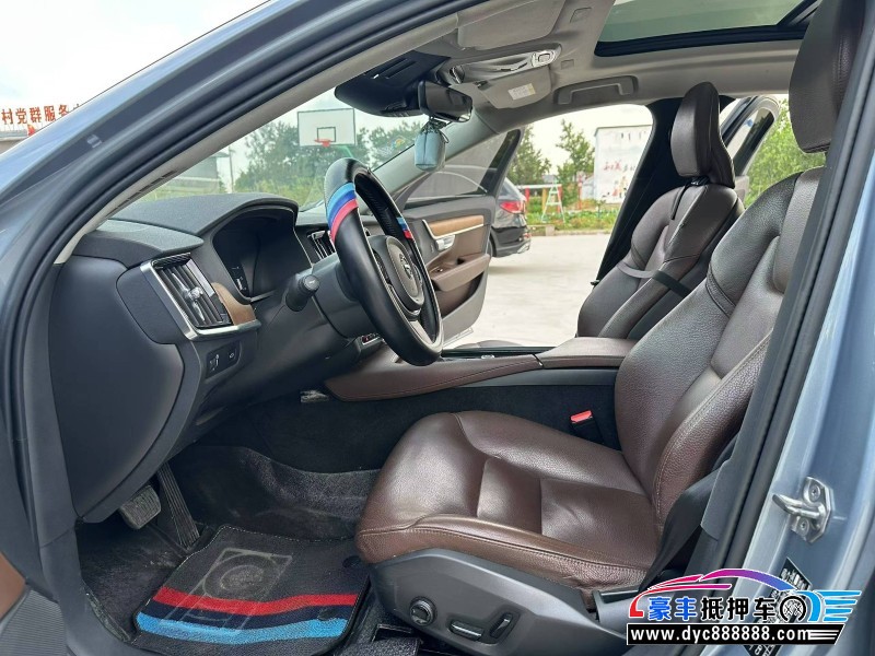 19年沃尔沃S90轿车抵押车出售