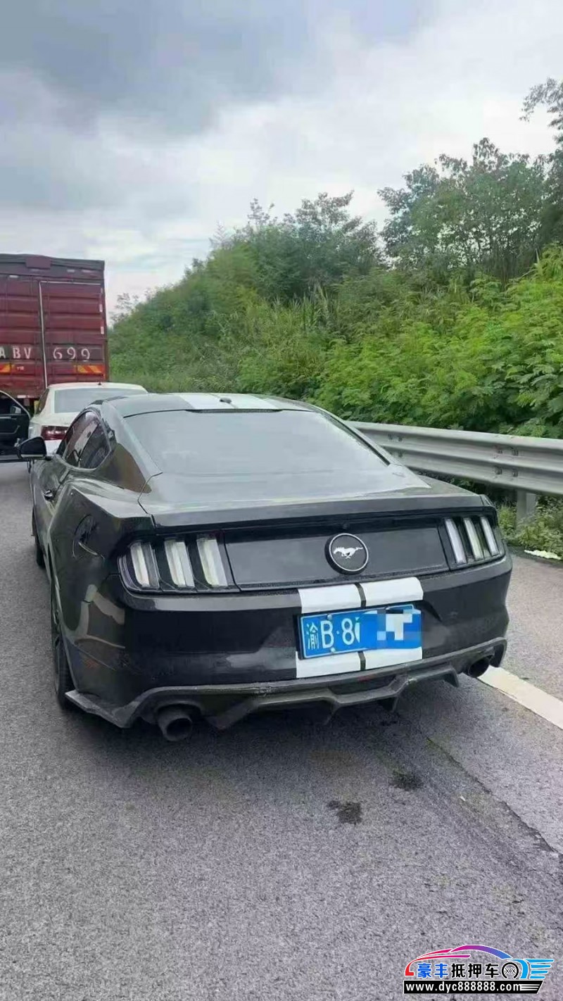 18年福特野马轿车抵押车出售