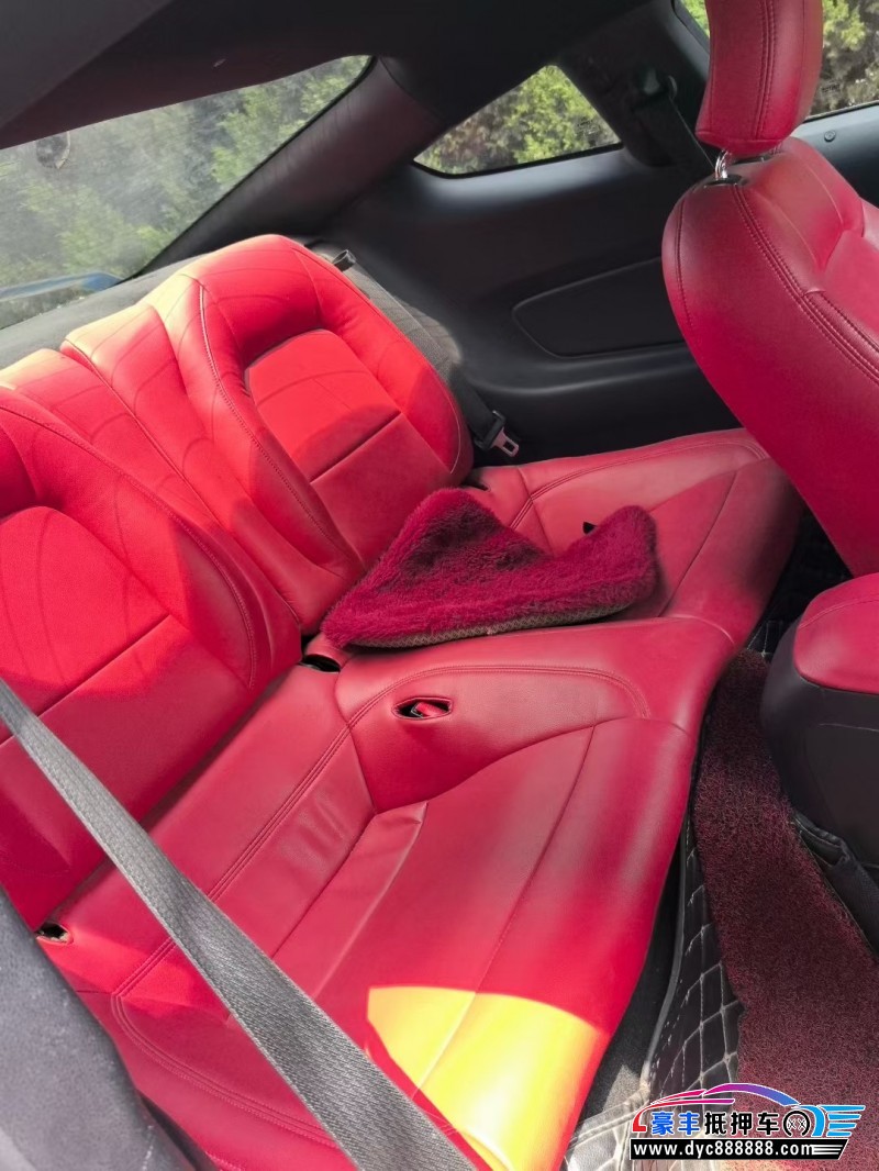 18年福特野马轿车抵押车出售