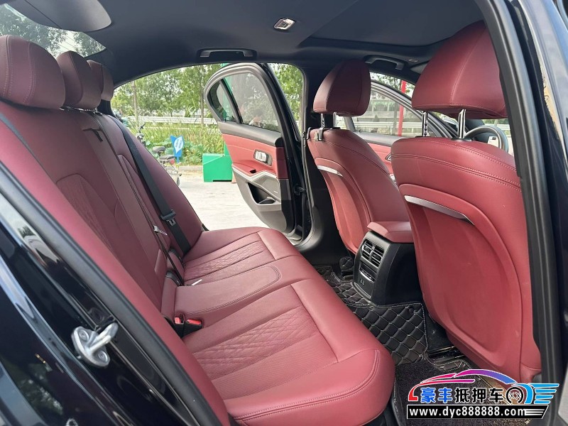 23年宝马3系轿车抵押车出售