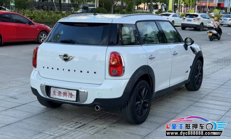 11年宝马MINI轿车抵押车出售