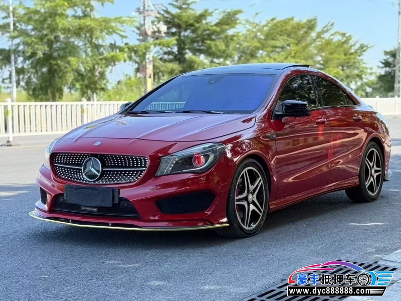 14年奔驰CLA轿车抵押车出售