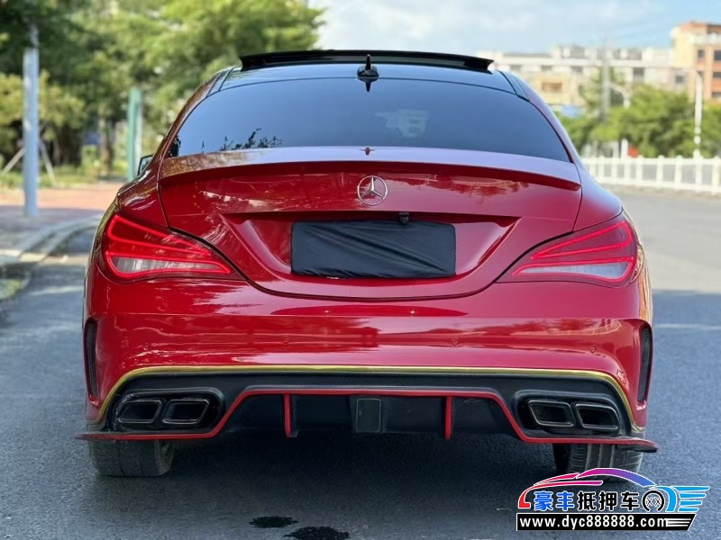 14年奔驰CLA轿车抵押车出售