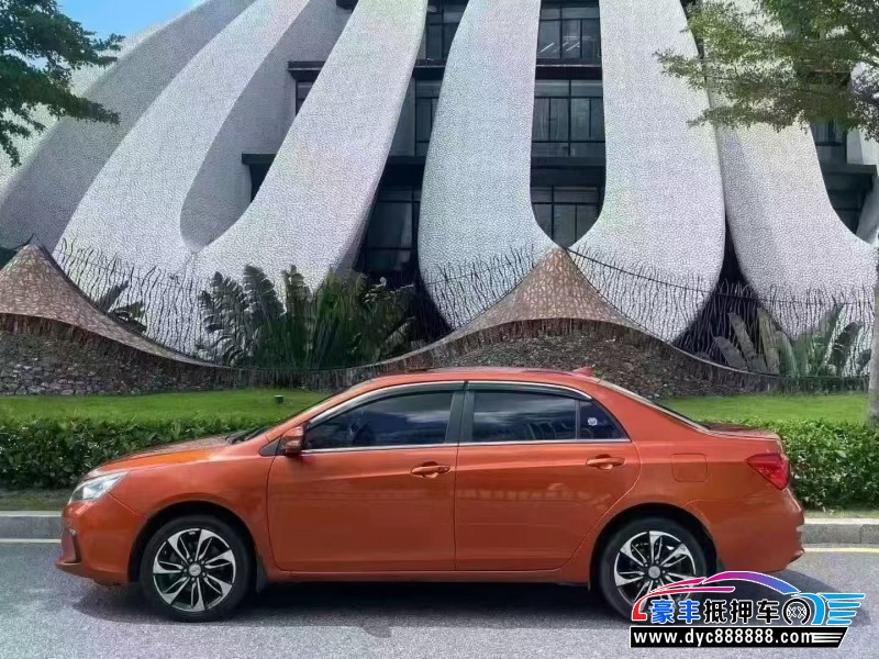 16年比亚迪秦轿车抵押车出售