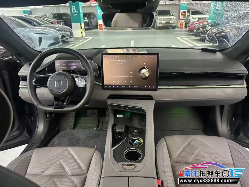 23年极氪001轿车抵押车出售