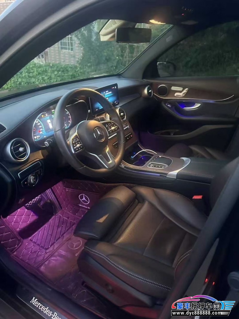 20年奔驰GLC轿车抵押车出售