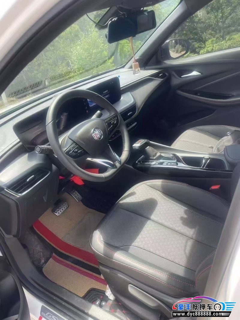 24年别克威朗轿车抵押车出售