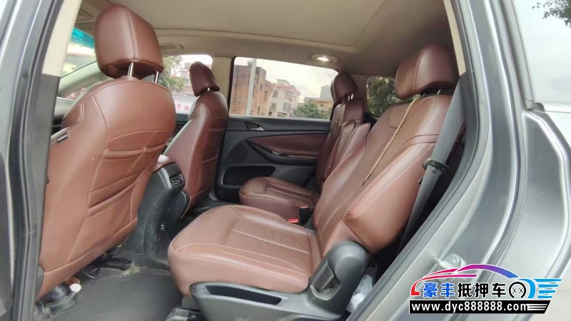 18年别克别克GL6轿车抵押车出售