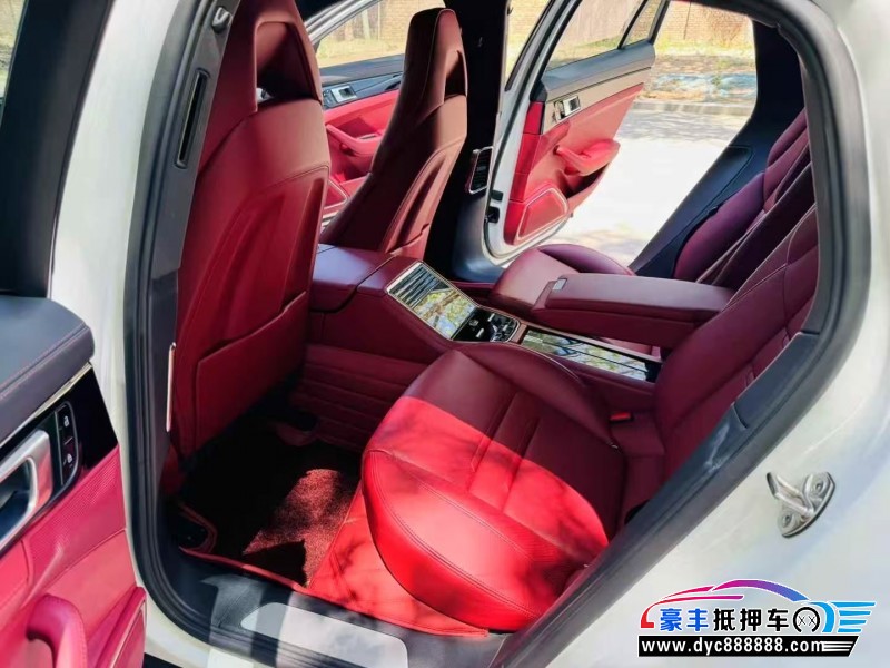 20年保时捷帕纳梅拉轿车抵押车出售