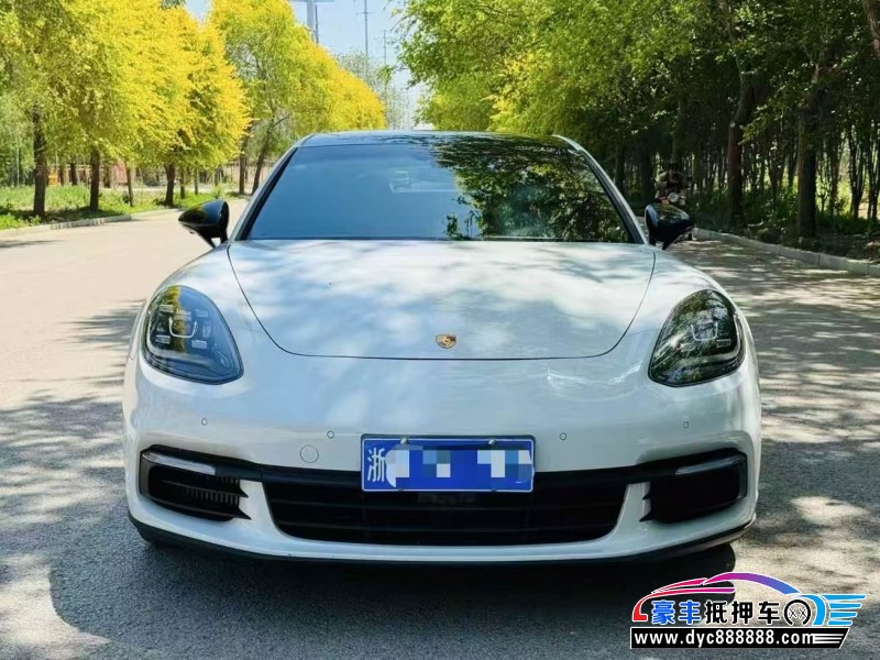 20年保时捷帕纳梅拉轿车抵押车出售