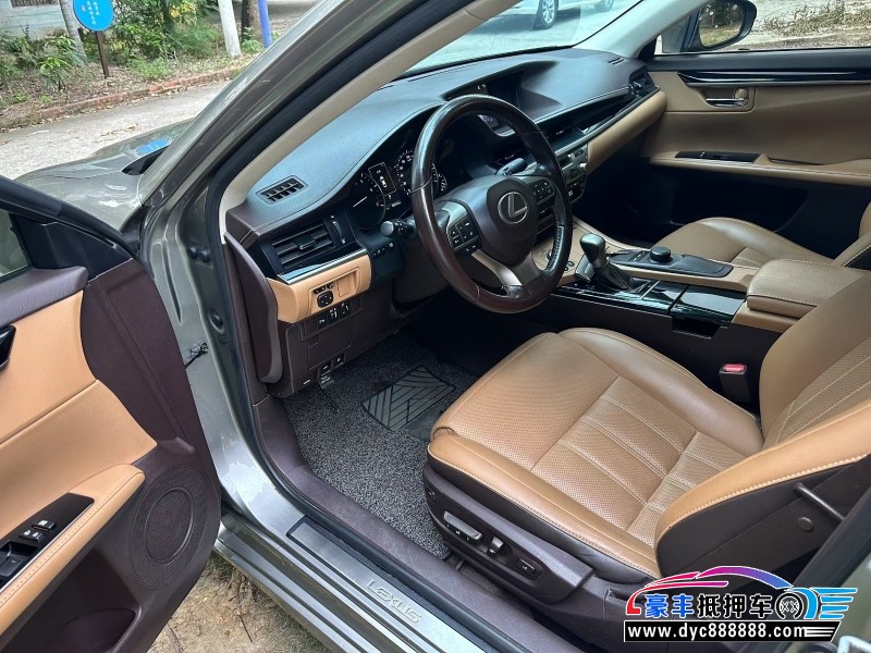16年雷克萨斯ES轿车抵押车出售
