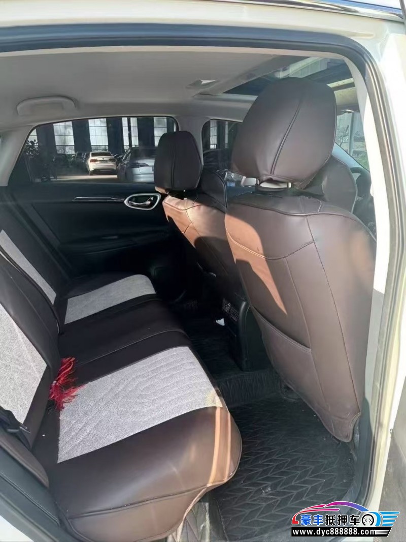 23年日产轩逸轿车抵押车出售