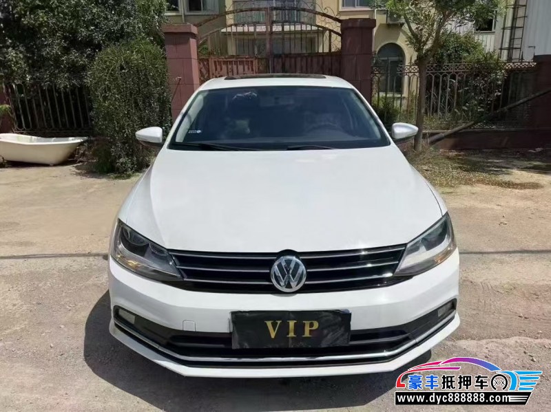 17年大众速腾轿车抵押车出售