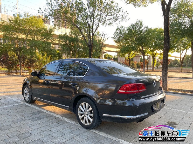 12年大众迈腾轿车抵押车出售