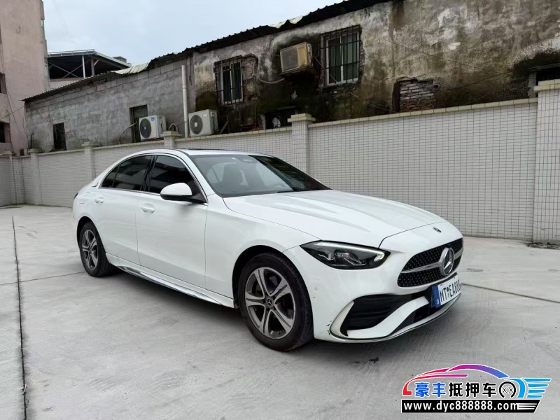 22年奔驰C轿车抵押车出售
