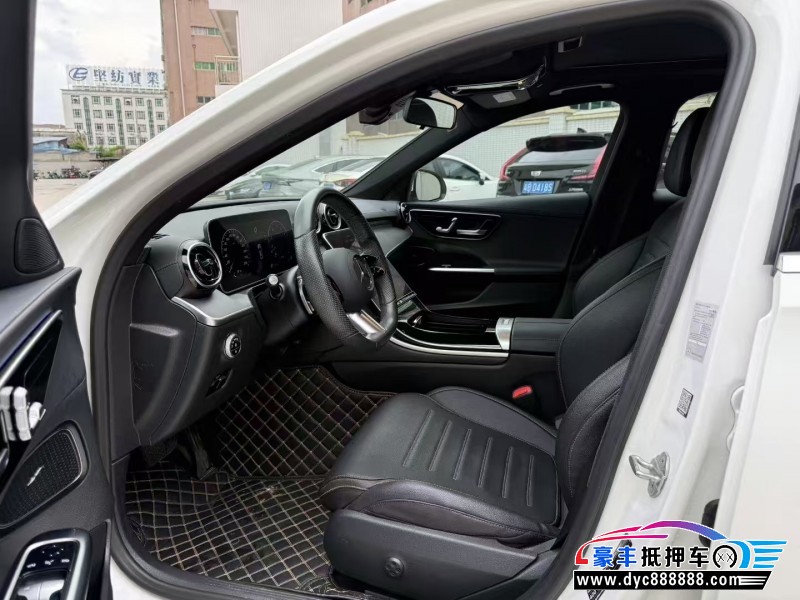 22年奔驰C轿车抵押车出售