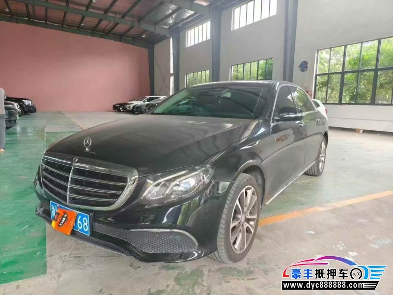 17年奔驰C轿车抵押车出售