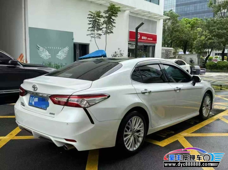 19年丰田凯美瑞轿车抵押车出售