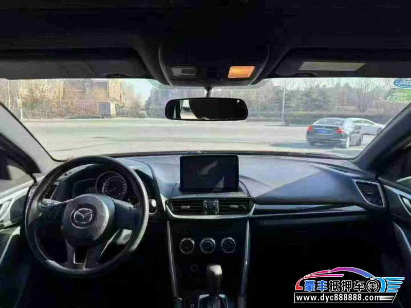 17年马自达CX-4轿车抵押车出售