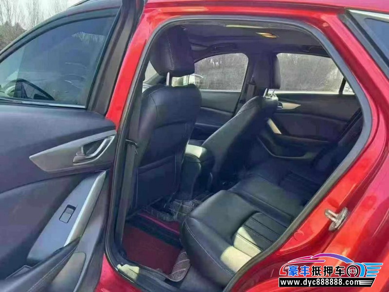 17年马自达CX-4轿车抵押车出售