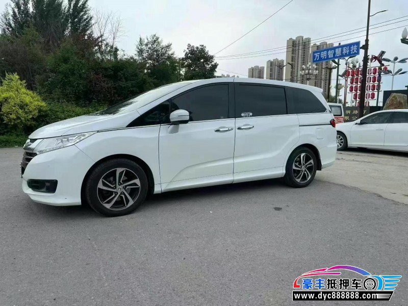 15年本田奥德赛轿车抵押车出售