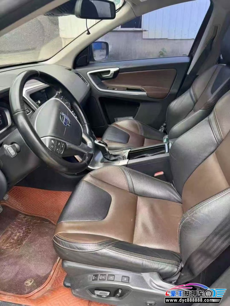 16年沃尔沃XC60轿车抵押车出售