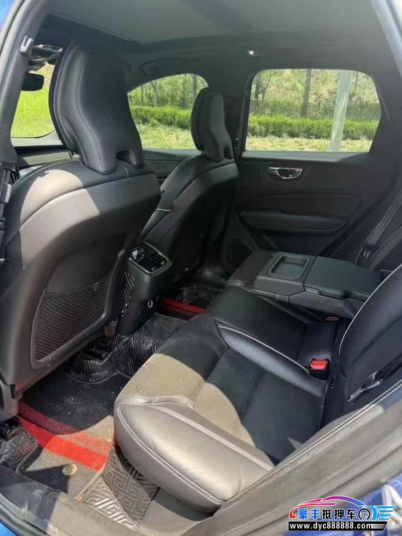 19年沃尔沃XC60轿车抵押车出售