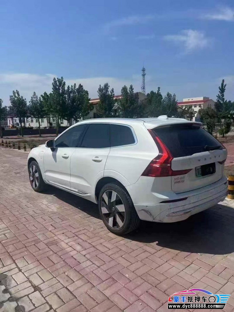 23年沃尔沃XC60轿车抵押车出售
