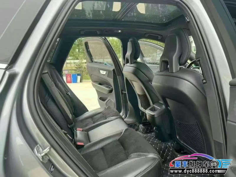 18年沃尔沃XC60轿车抵押车出售