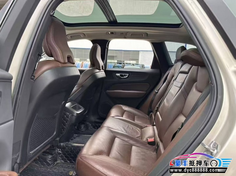 20年沃尔沃XC60轿车抵押车出售