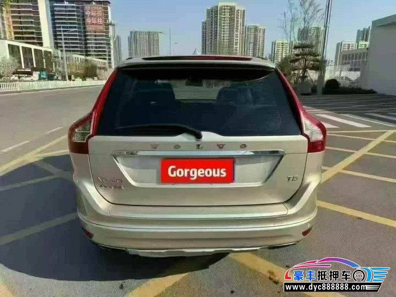 17年沃尔沃XC60轿车抵押车出售