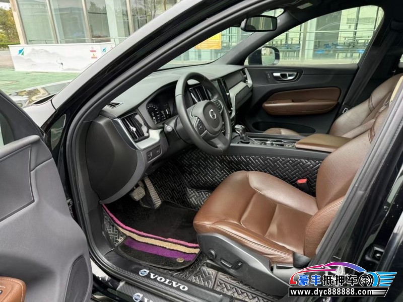 20年沃尔沃XC60轿车抵押车出售