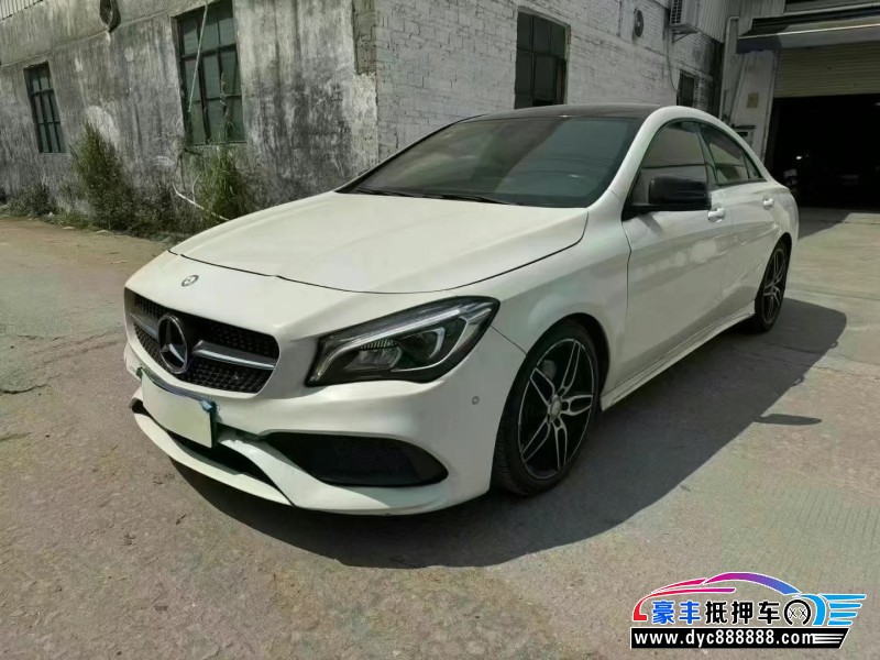 17年奔驰CLA轿车抵押车出售