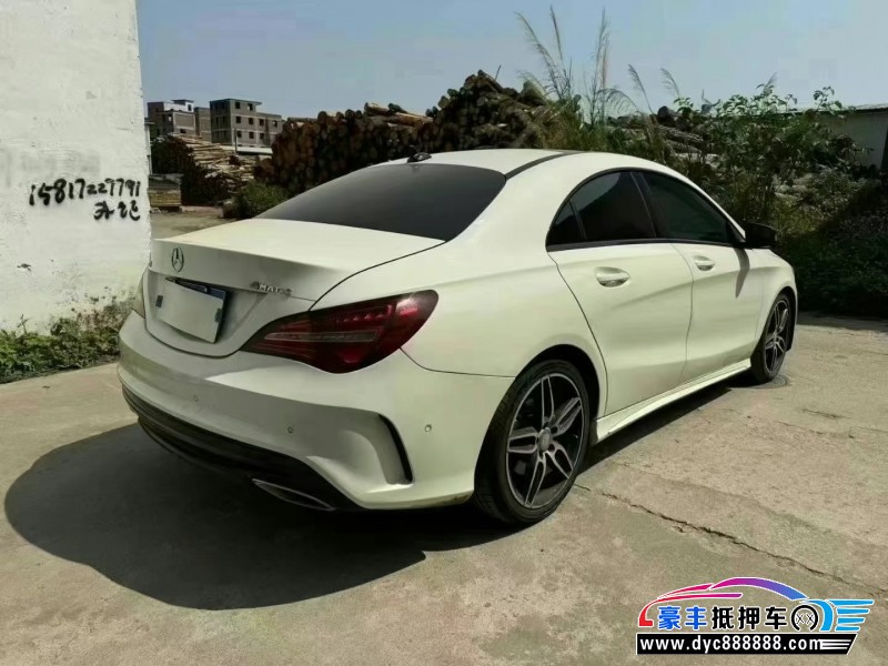 17年奔驰CLA轿车抵押车出售