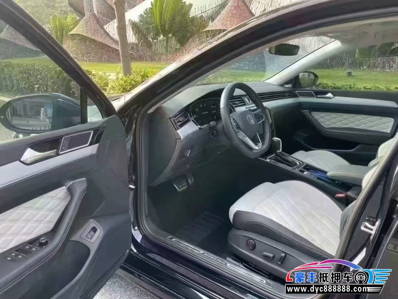 24年大众迈腾轿车抵押车出售