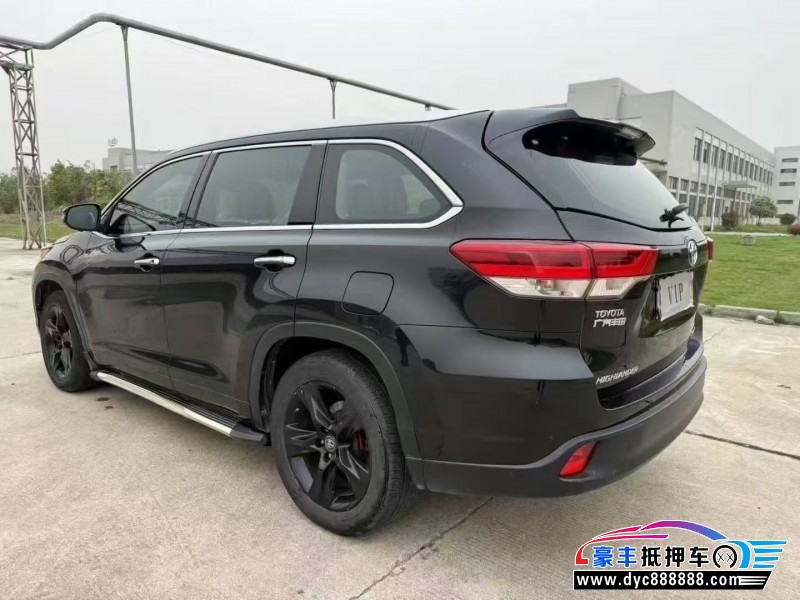 19年丰田汉兰达轿车抵押车出售