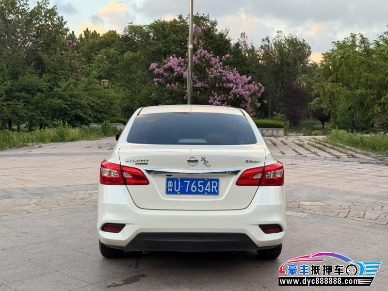 21年日产轩逸轿车抵押车出售