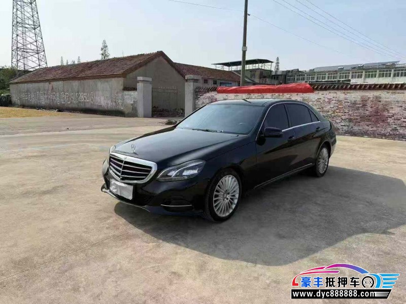 16年奔驰E轿车抵押车出售