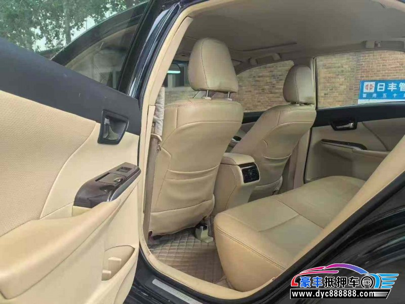 16年丰田凯美瑞轿车抵押车出售