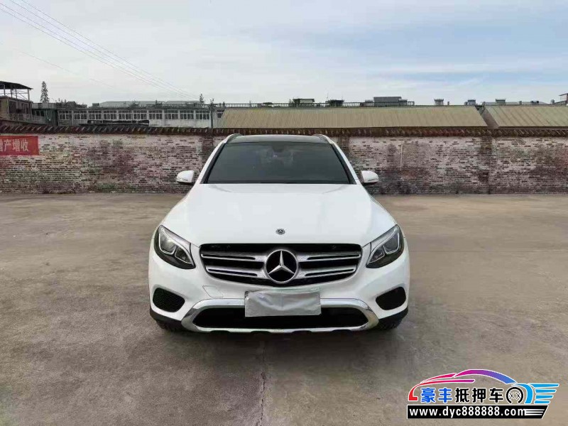 19年奔驰GLC轿车抵押车出售