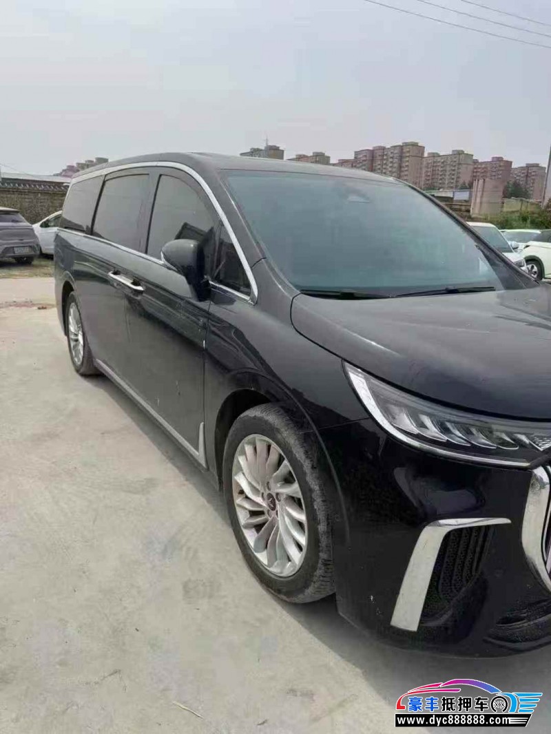 23年岚图梦想家轿车抵押车出售