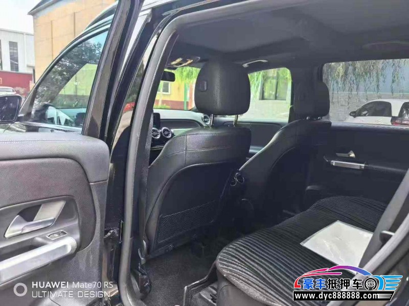 21年奔驰GLB轿车抵押车出售