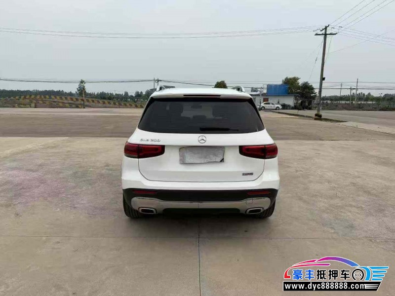 22年奔驰GLB轿车抵押车出售