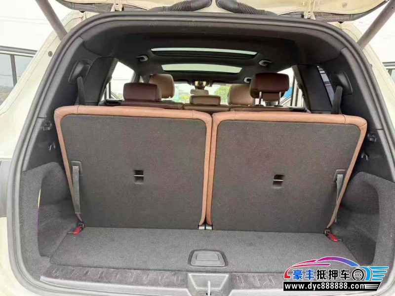 22年奔驰GLB轿车抵押车出售